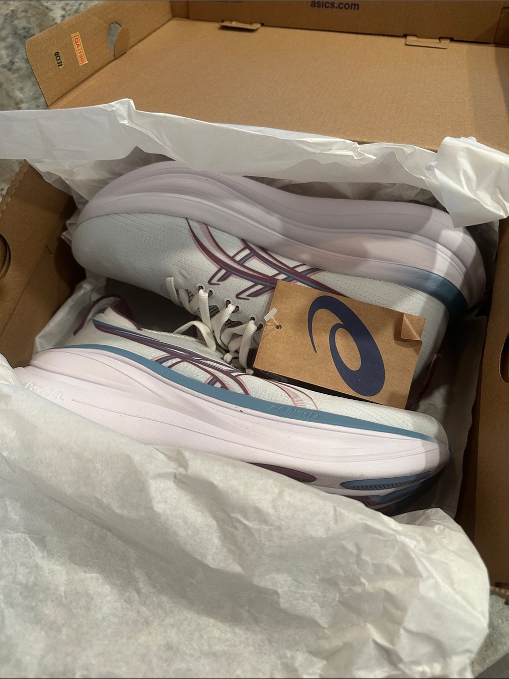 NWT Asics Gel Nimbus 28 Women's Running Sneakers - Size 7 - Picture 4 of 7